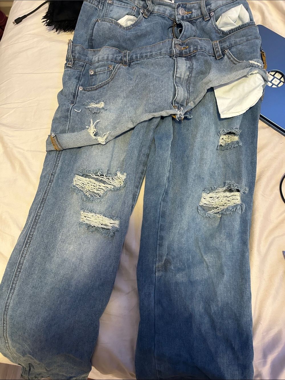 Relaxed Light Blue Distressed Men's Jeans